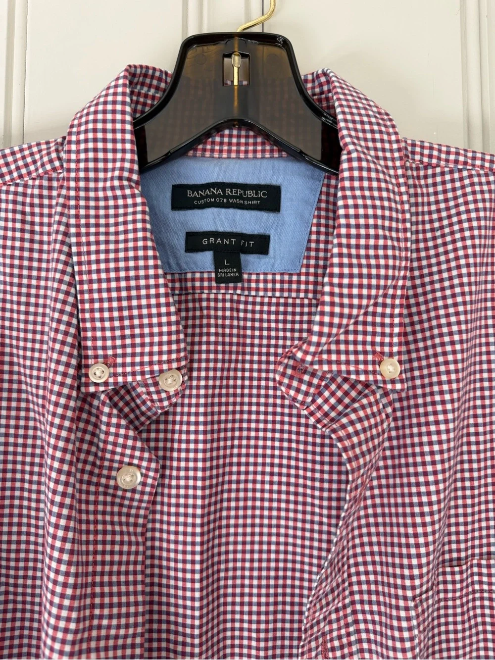 Banana Republic Men’s Red, White and Blue Gingham Button-Down Shirt: Grant Fit